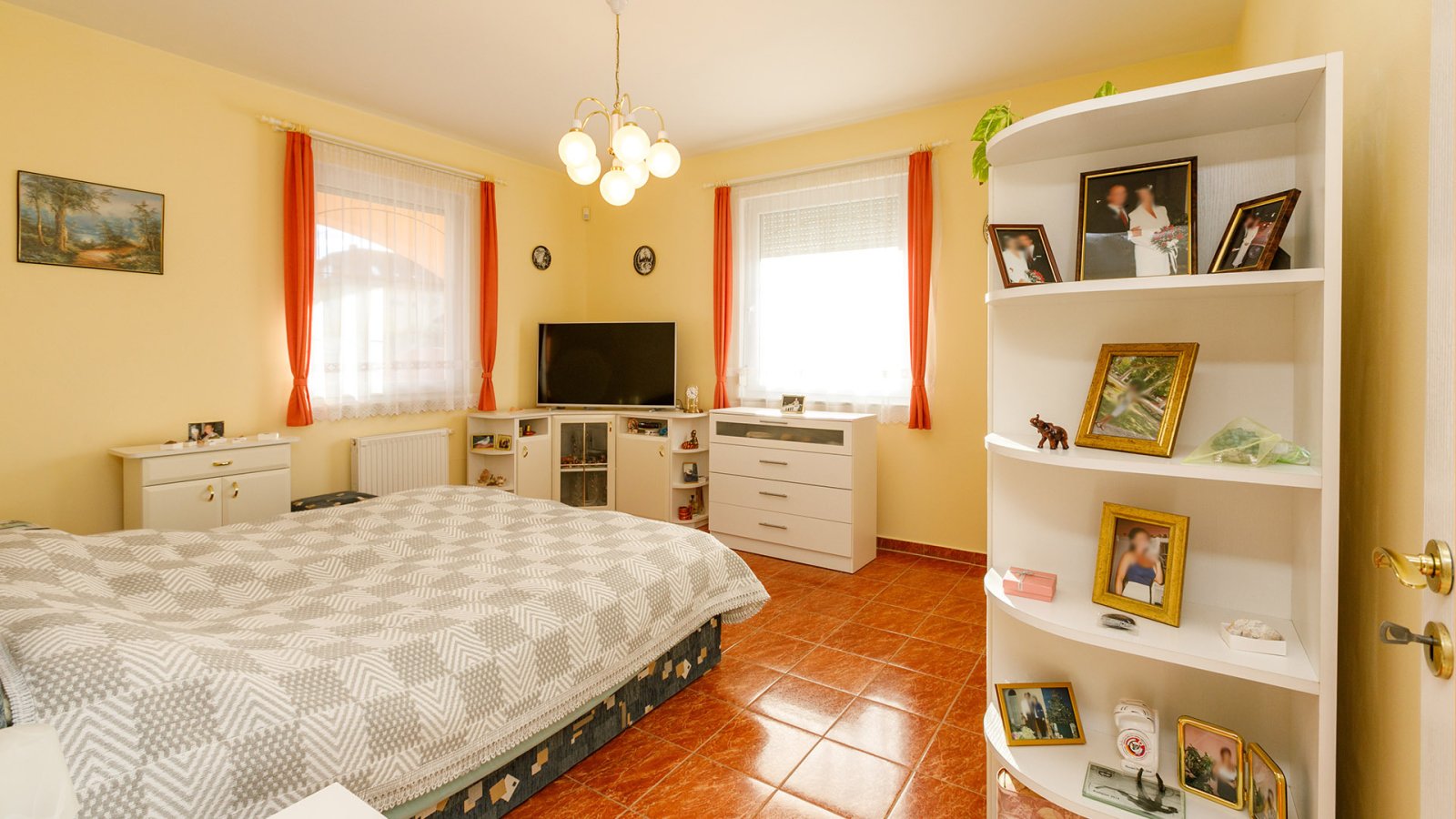 (AAA) Gyönyörű, jó állapotú bungaló panorámás kilátással – Zalakaros, 11/34. kép