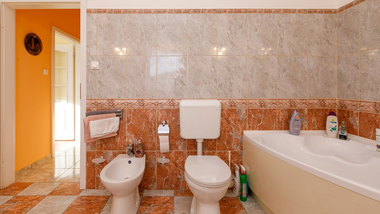 (AAA) Gyönyörű, jó állapotú bungaló panorámás kilátással – Zalakaros, 17/34. kép