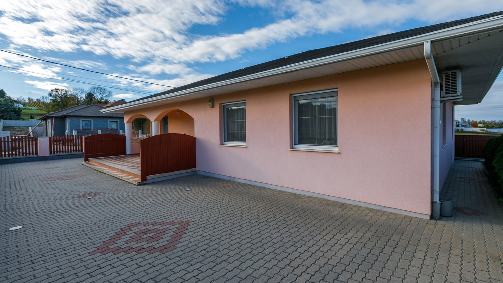 (AAA) Gyönyörű, jó állapotú bungaló panorámás kilátással – Zalakaros, 21/34. kép