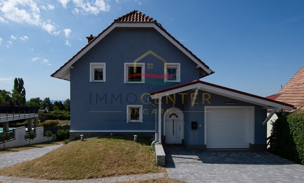 (AAA) Családi ház az északi part egyik legszebb panorámás helyén – Cserszegtomaj, 1/29. kép