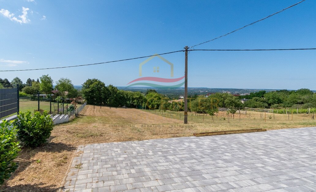 (AAA) Családi ház az északi part egyik legszebb panorámás helyén – Cserszegtomaj, 4/29. kép