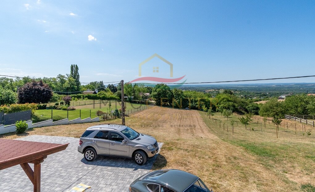 (AAA) Családi ház az északi part egyik legszebb panorámás helyén – Cserszegtomaj, 29/29. kép