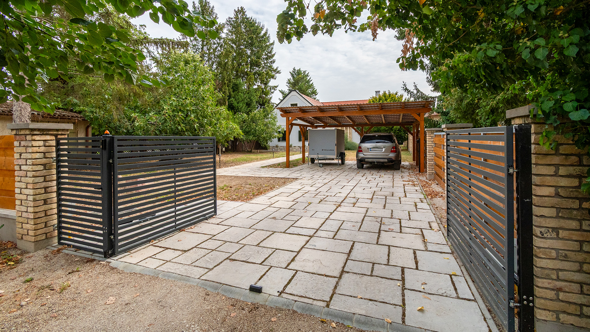 (AAA) Außergewöhnliches Balaton-Panorama – Premium-Einfamilienhaus in der Villengegend von Balatongyörök, direkt oberhalb der Soós-Bucht!, photo 4 of 37