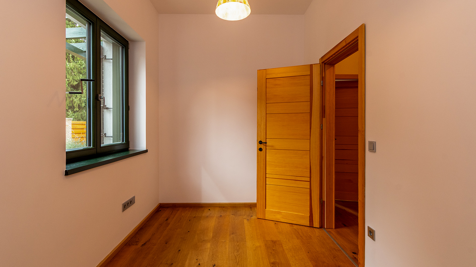 (AAA) Außergewöhnliches Balaton-Panorama – Premium-Einfamilienhaus in der Villengegend von Balatongyörök, direkt oberhalb der Soós-Bucht!, photo 18 of 37