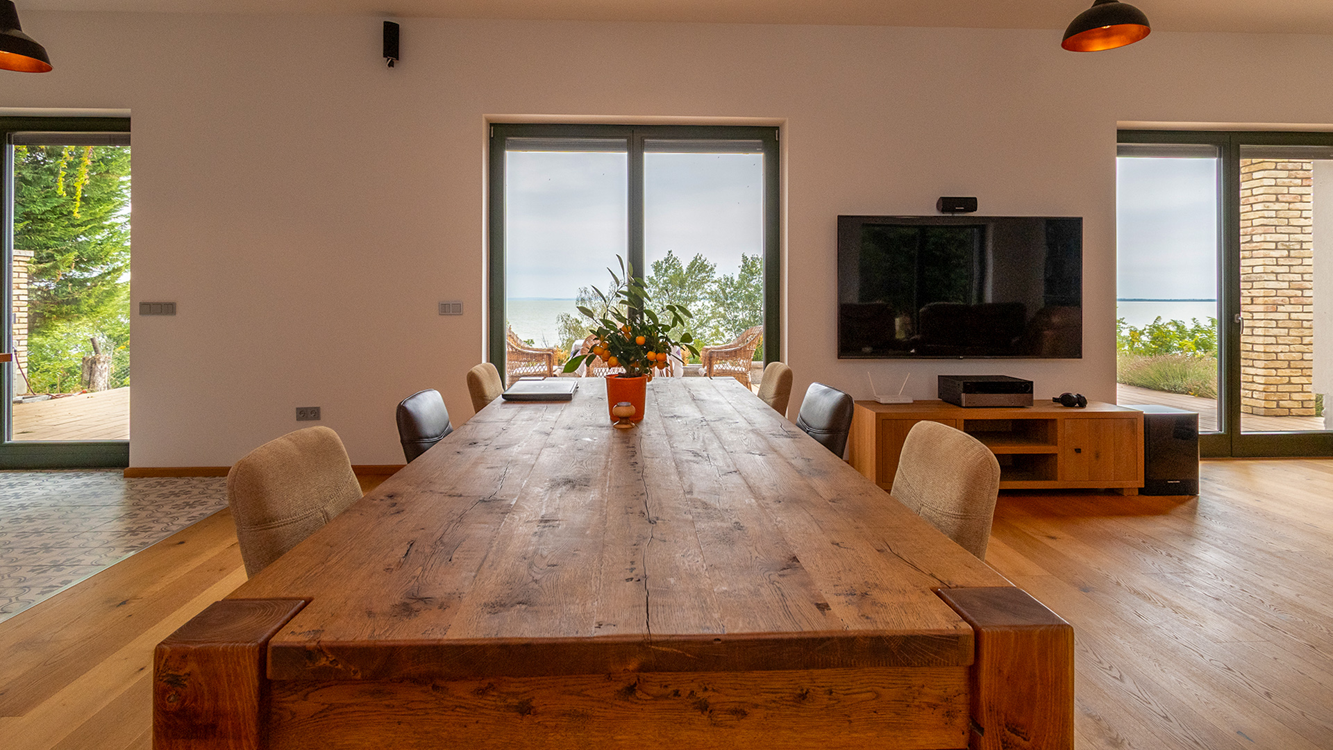 (AAA) Außergewöhnliches Balaton-Panorama – Premium-Einfamilienhaus in der Villengegend von Balatongyörök, direkt oberhalb der Soós-Bucht!, photo 23 of 37