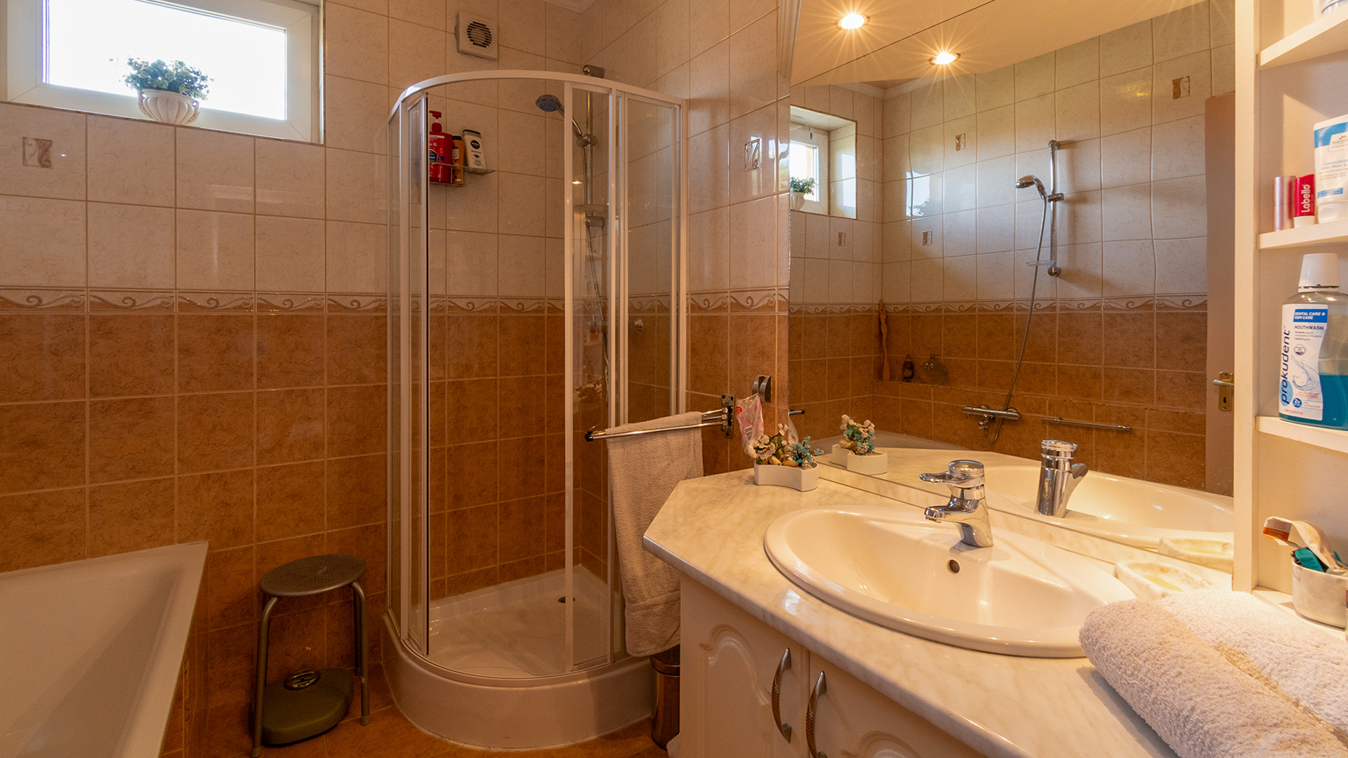 (BBA) Sofort bezugsfertiges Einfamilienhaus in Nagyrada – mit großem, gepflegtem Grundstück!, photo 22 of 40