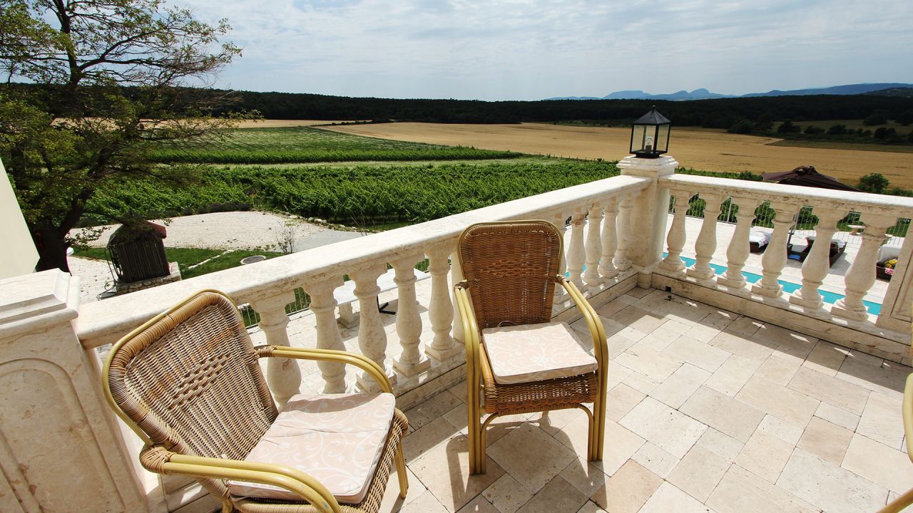 (AA) Außergewöhnlich: Exclusives Weingut & First-Class Hotel oberhalb des Plattensees – Monoszló, Bild 31 von 31
