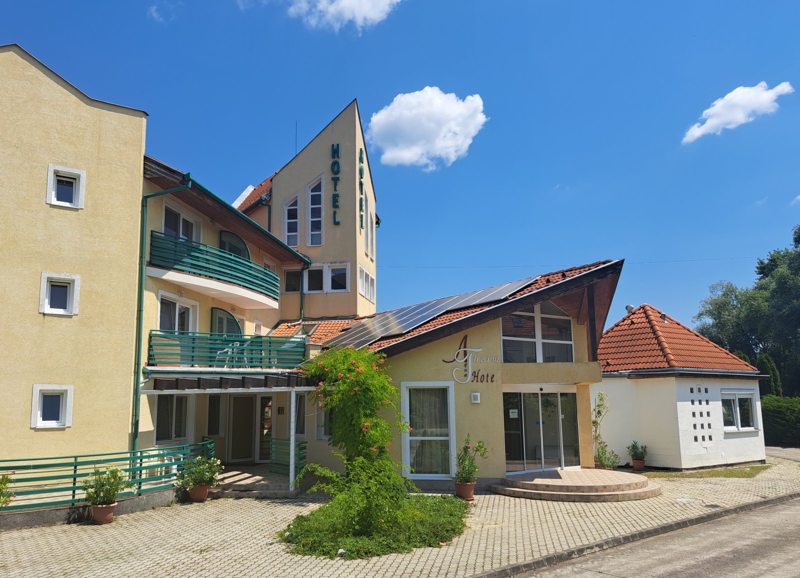 (AA) 3 * wellness szálloda egy jól ismert nyugat-magyarországi termálfürdőben – bei Zalakaros, 1/15. kép