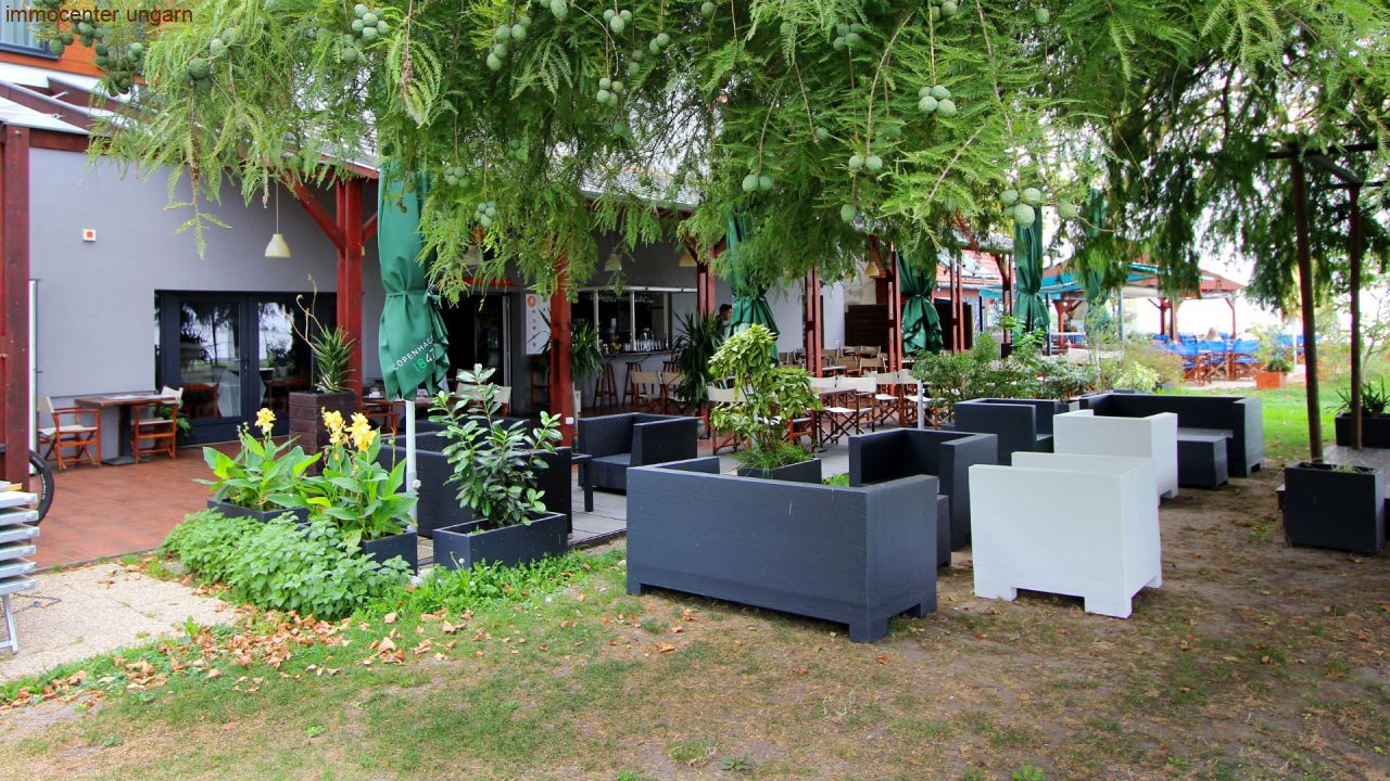 AA apartments with restaurant – Gyenesdiás, photo 2 of 19