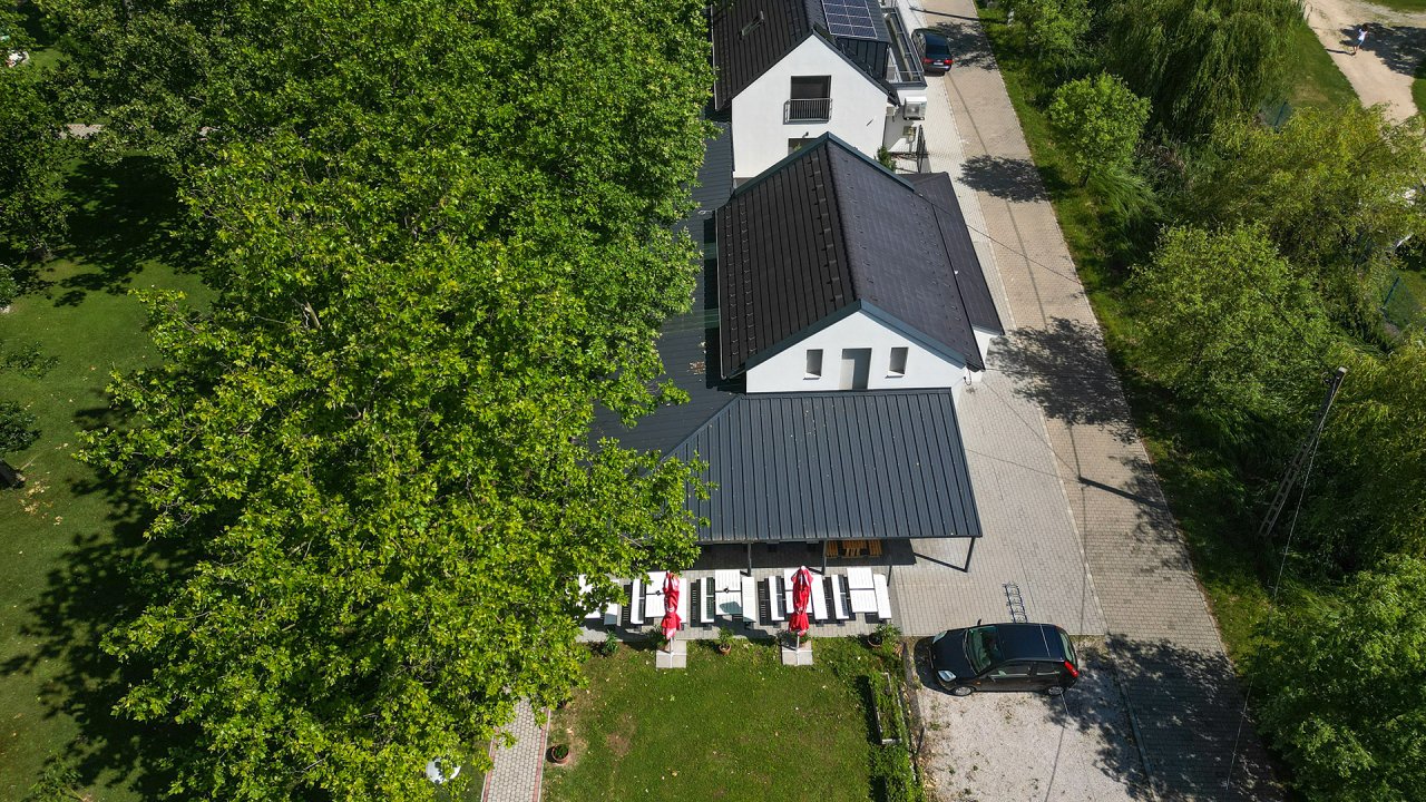 (AAA) Balatoni étterem, kilátással a tóra – nahe Hévíz, 3/16. kép
