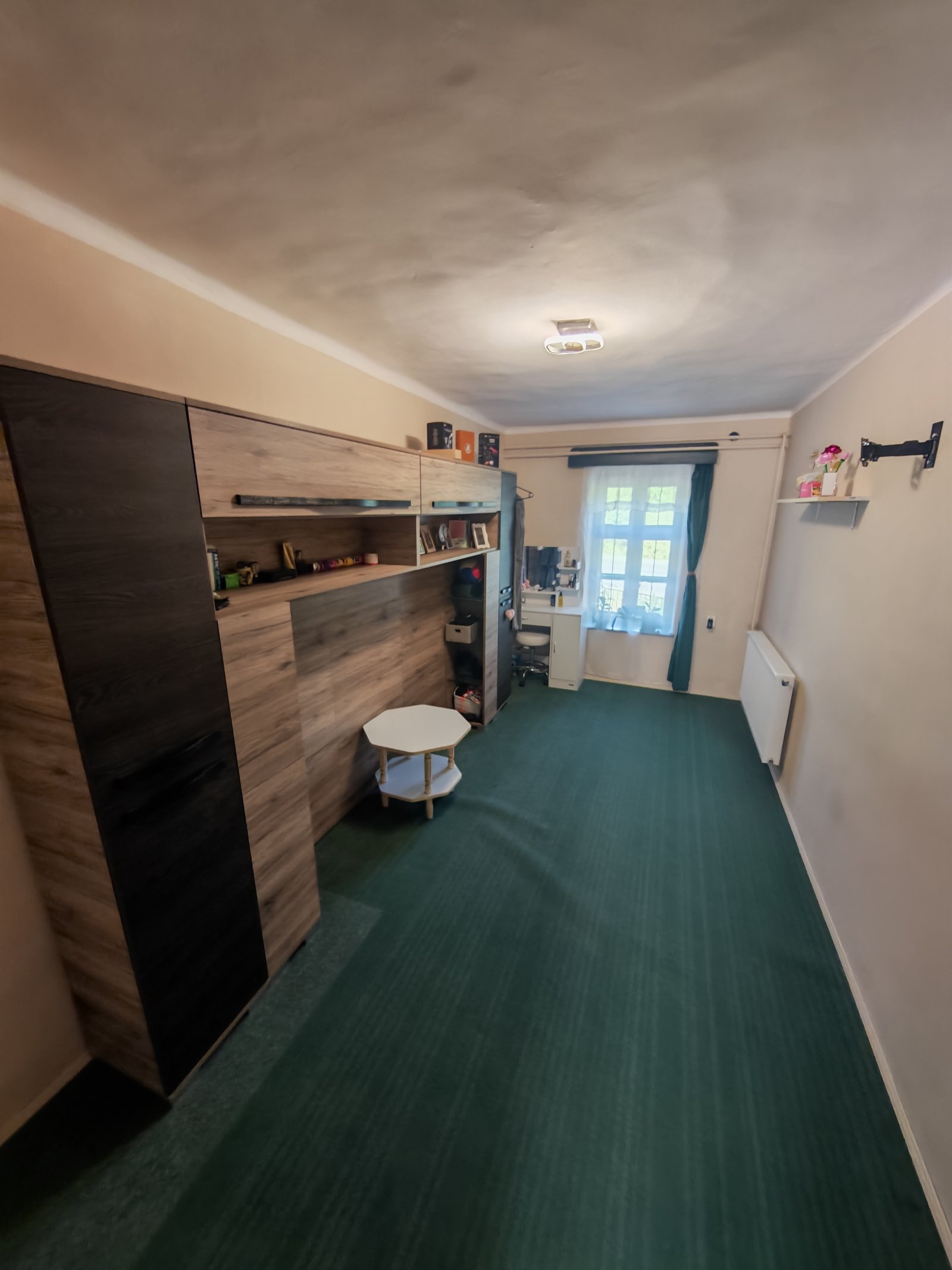 (BAA) Einfamilienhaus in ruhiger, familienfreundlicher Gegend mit viel Platz – Hencse, Bild 13 von 19