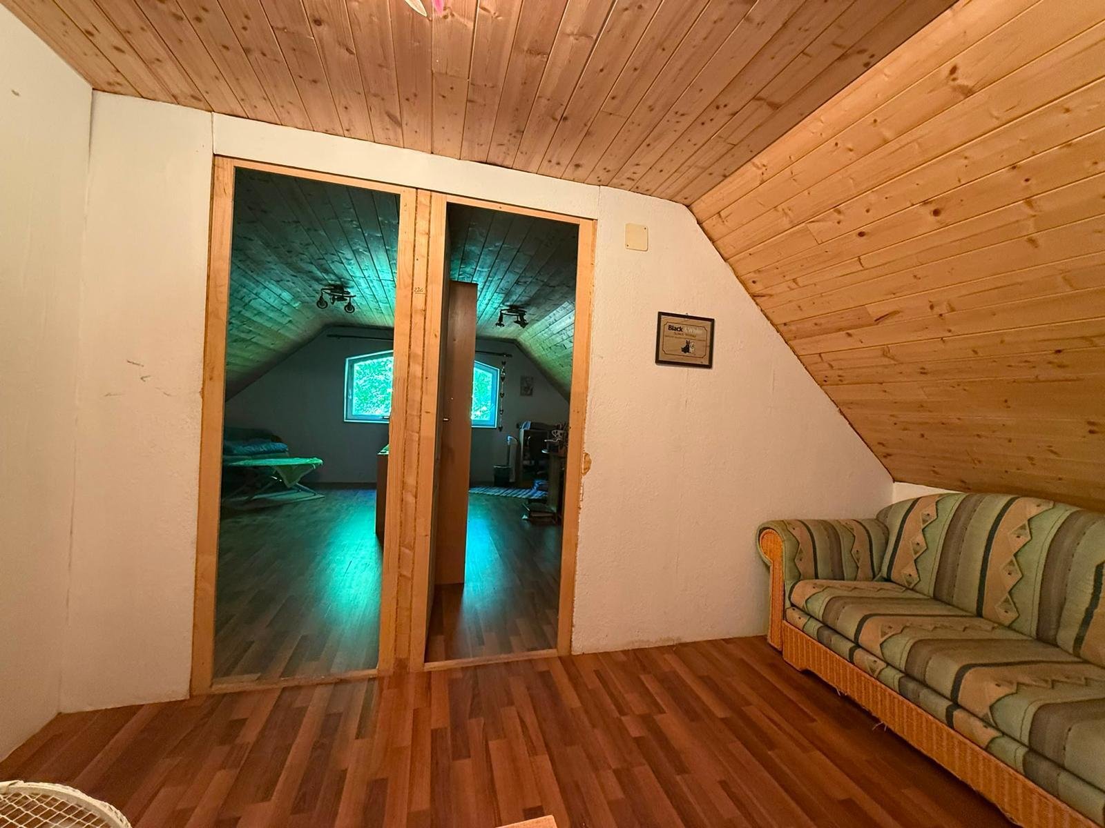 (BBA) Großes Anwesen mit 4 Häusern und Nebengebäuden auch für Pferdehaltung geeignet – Varda, photo 28 of 87