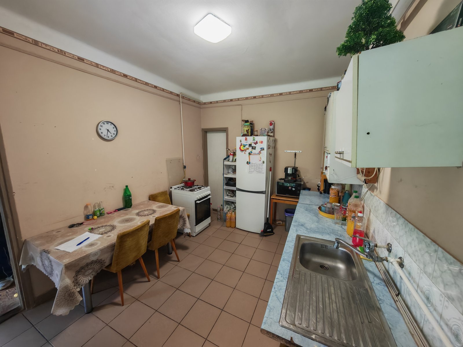 Detached house in a quiet, family-friendly area – Gadány, photo 5 of 17
