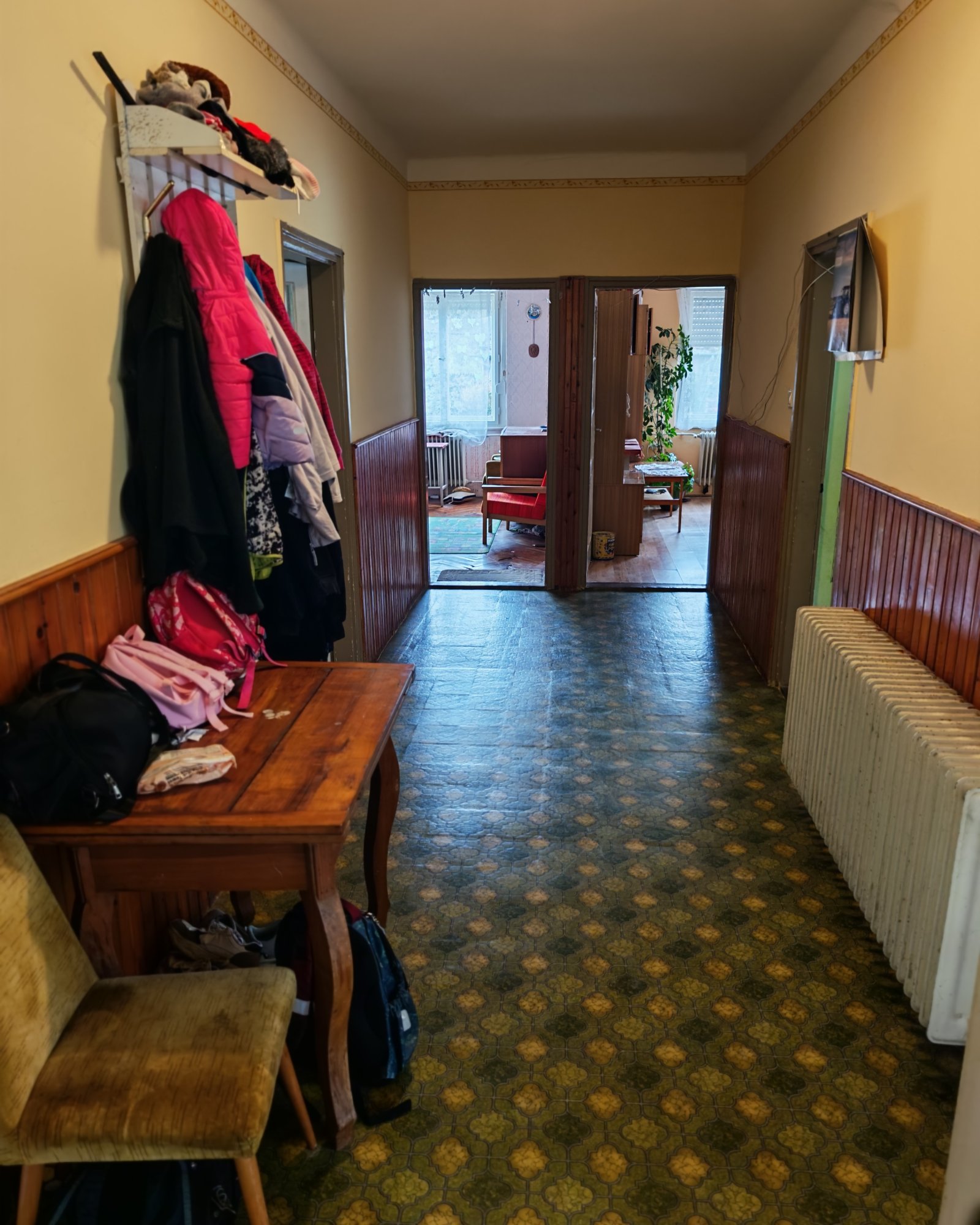 Detached house in a quiet, family-friendly area – Gadány, photo 12 of 17