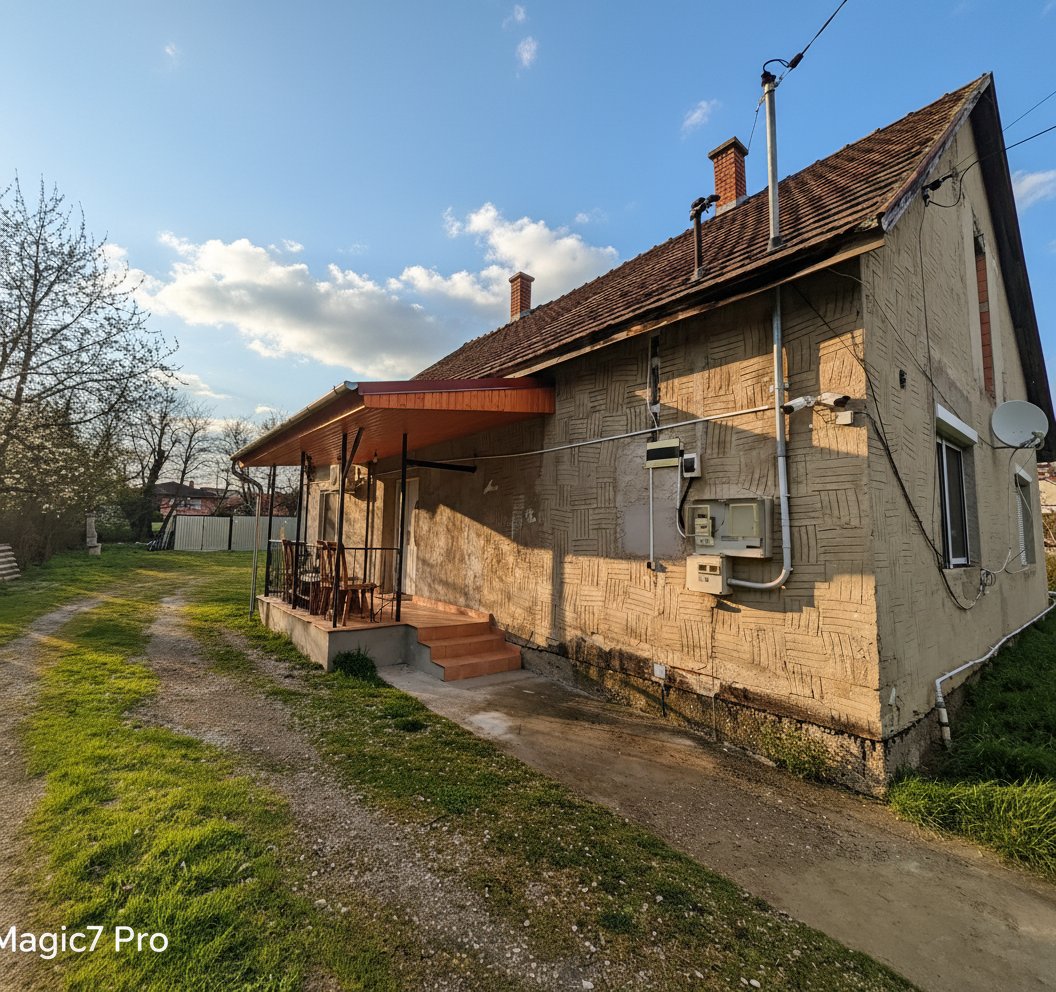 (ABA) Großes Einfamilienhaus  nur 10 km vom Plattensee – Lengyeltóti, Bild 1 von 16