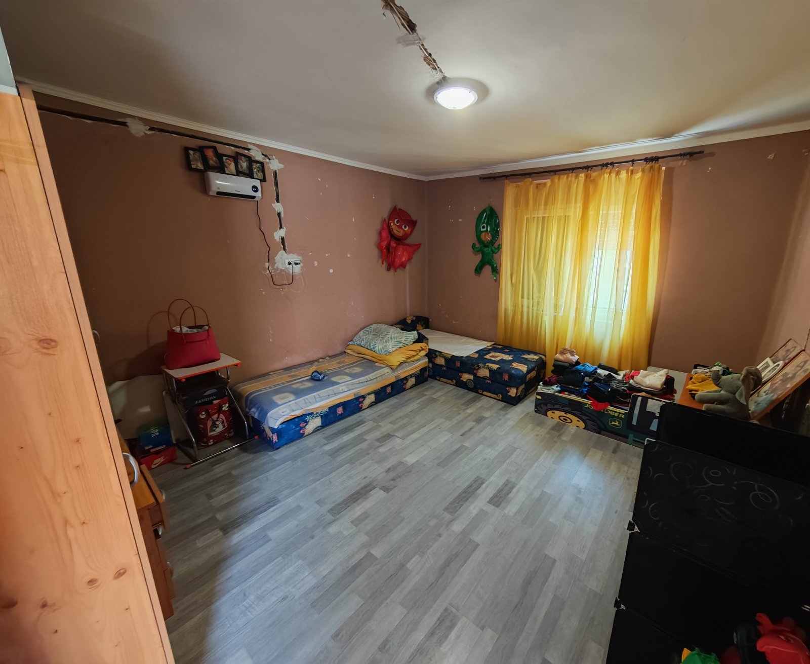 House in need of renovation in a quiet, harmonious setting – Szenyér, photo 8 of 12