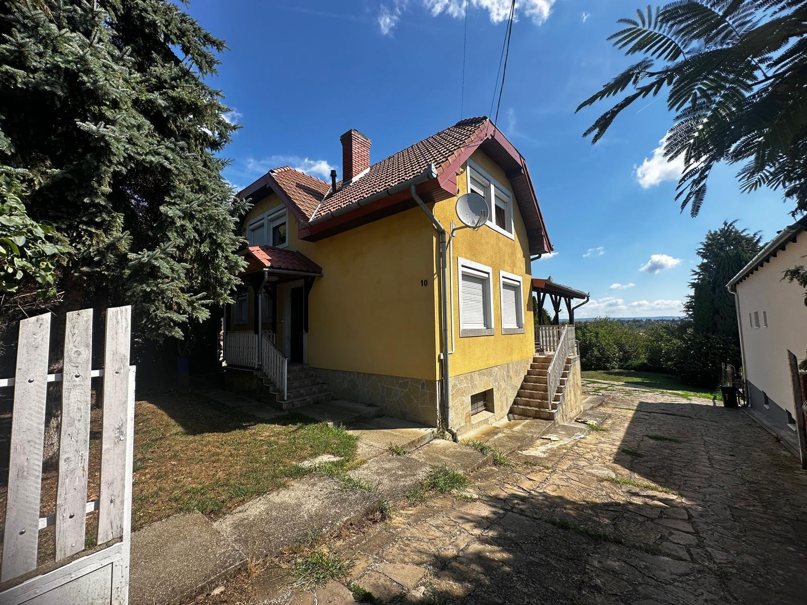(ABA) Einfamilienhaus mit Panoramablick auf Héviz – Alsópáhok, Bild 1 von 37
