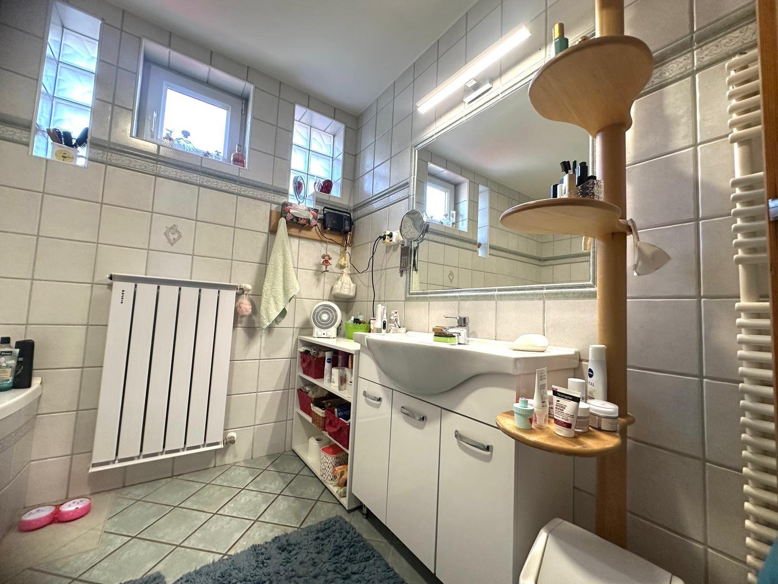 (AAA) Einfamilienhaus mit Praxis und Wohnungen – Hévíz, Bild 28 von 33