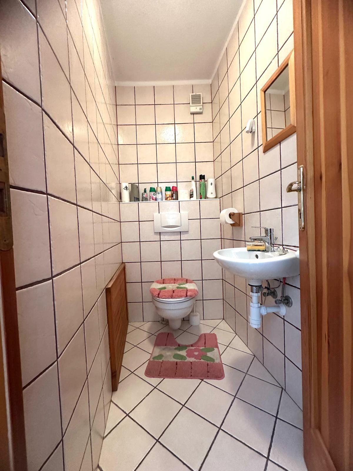 (AAA) Einfamilienhaus mit Praxis und Wohnungen – Hévíz, Bild 30 von 33