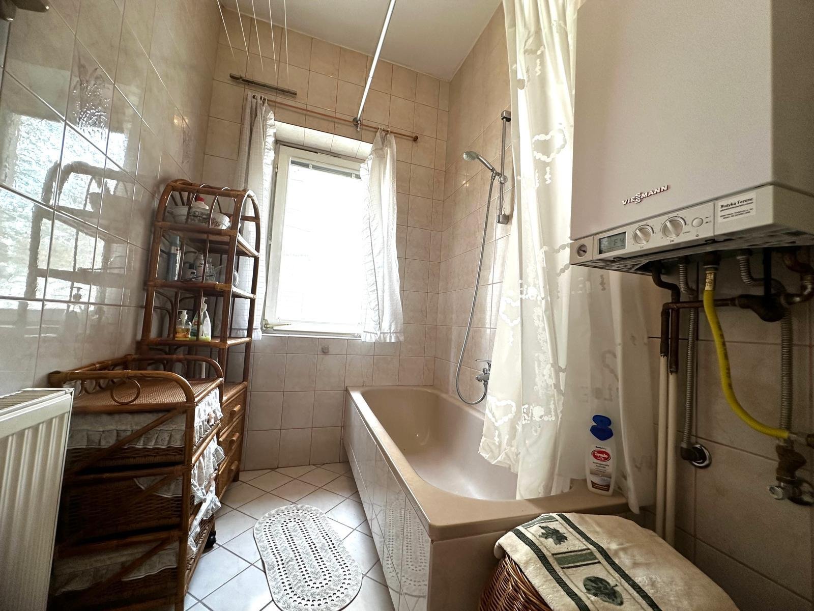 Első emeleti apartman Hévíz szívében, 9/14. kép