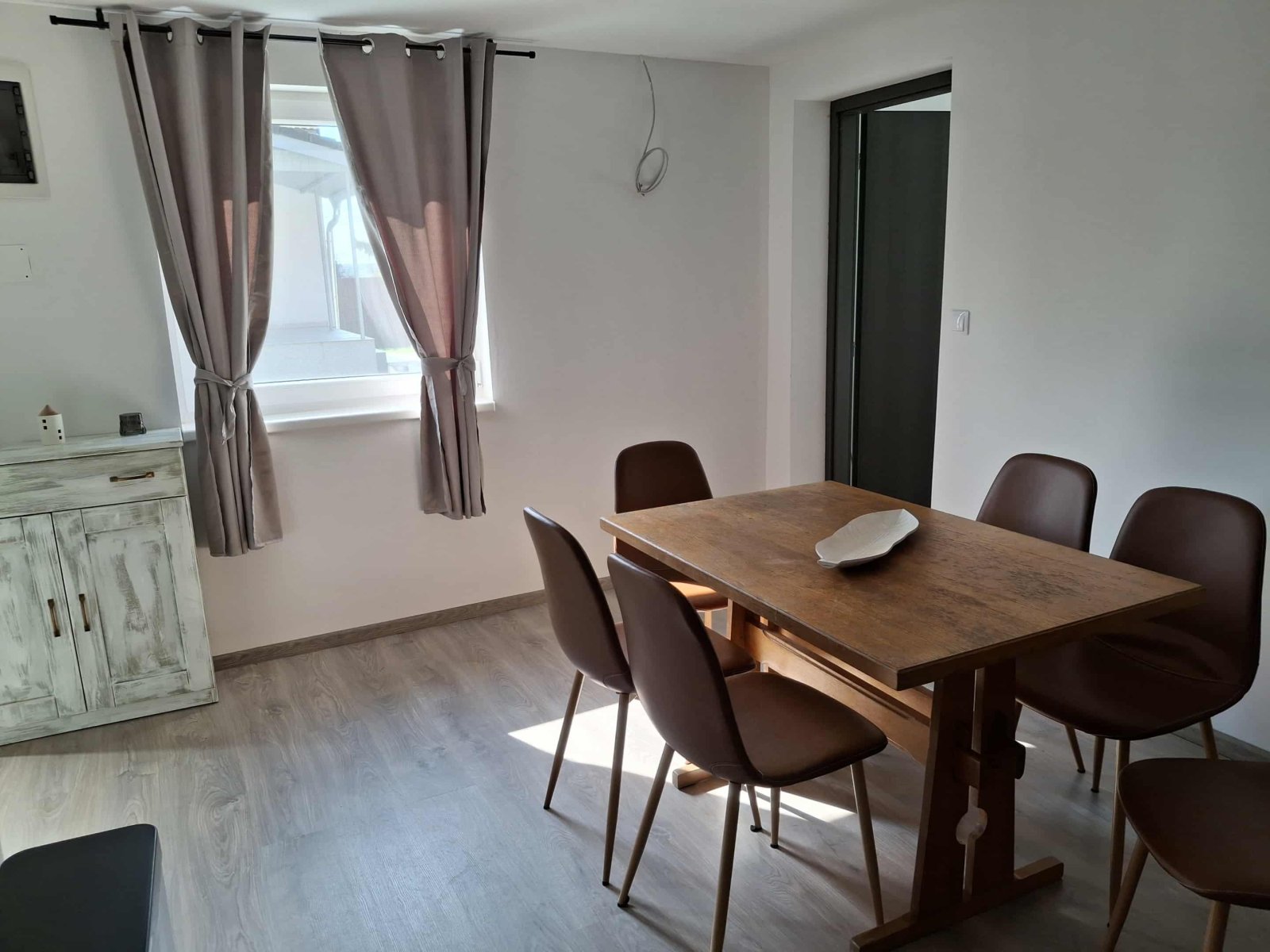 Két felújított családi ház egy telken – Barlahida, 7/17. kép