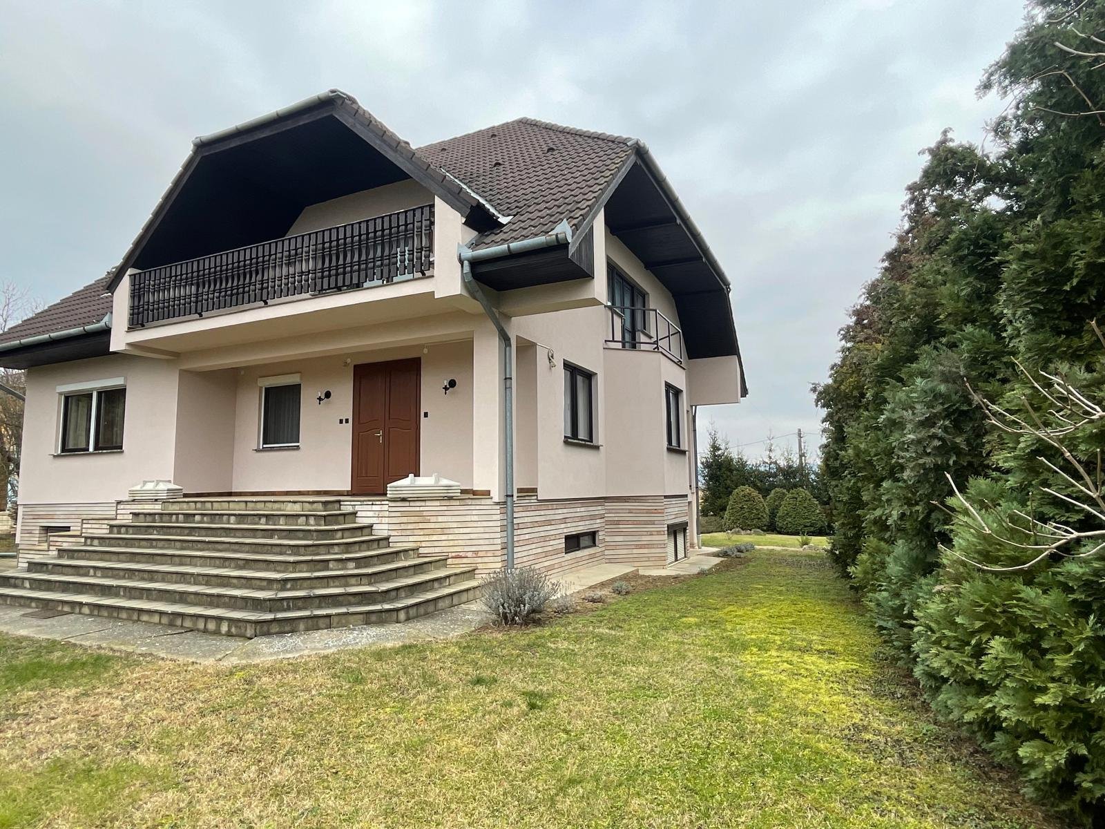 (ABA) Family home for three generations with panoramic views – Keszthely, photo 2 of 32