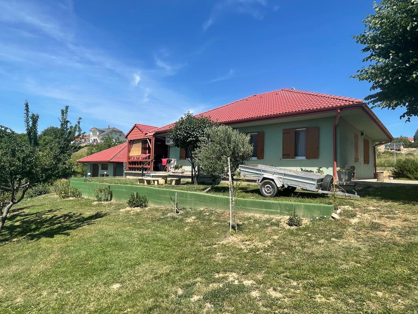Családi ház lenyűgöző panorámával – Cserszegtomaj, 1/29. kép