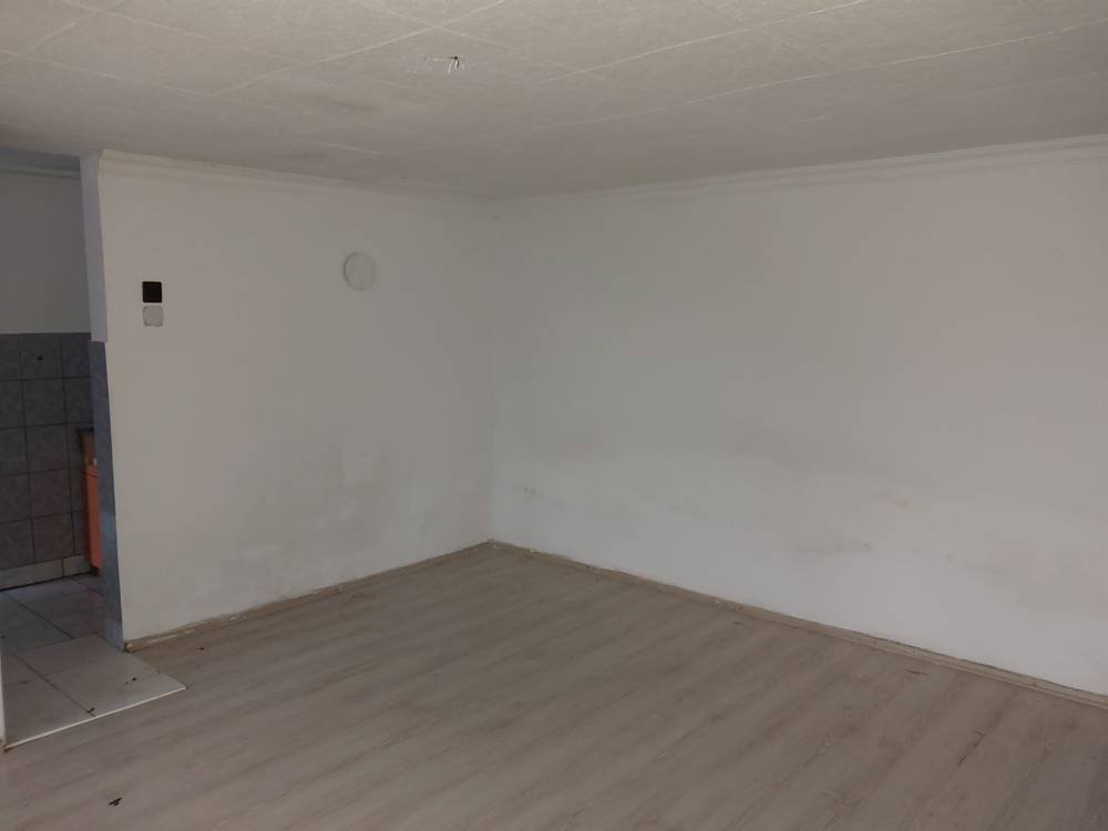 (ABA) Günstige Wohnung in einen Zweifamilienhaus / Wohnkarte möglich! – Csepreg, Bild 5 von 15