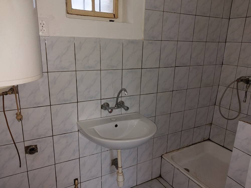 (ABA) Günstige Wohnung in einen Zweifamilienhaus / Wohnkarte möglich! – Csepreg, Bild 10 von 15