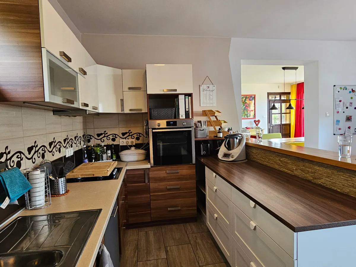 (BAA) Helles Einfamilienhaus mit Pool und Einliegerwohnung – Zalaszentgrót, photo 8 of 27
