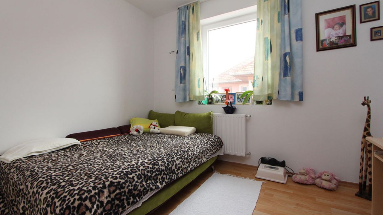 (AA) Large family house with practice or office; Everything is possible here! – Kehidakustány, photo 4 of 17