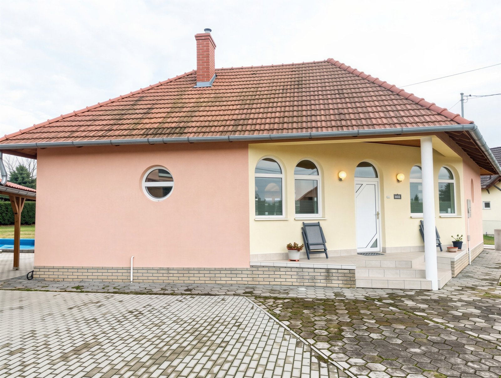 (AAAB) Vidéki ház vendéglakással és 8 lakókocsi parkolóhellyel a tó közelében – Balatonszentgyörgy, 73/92. kép