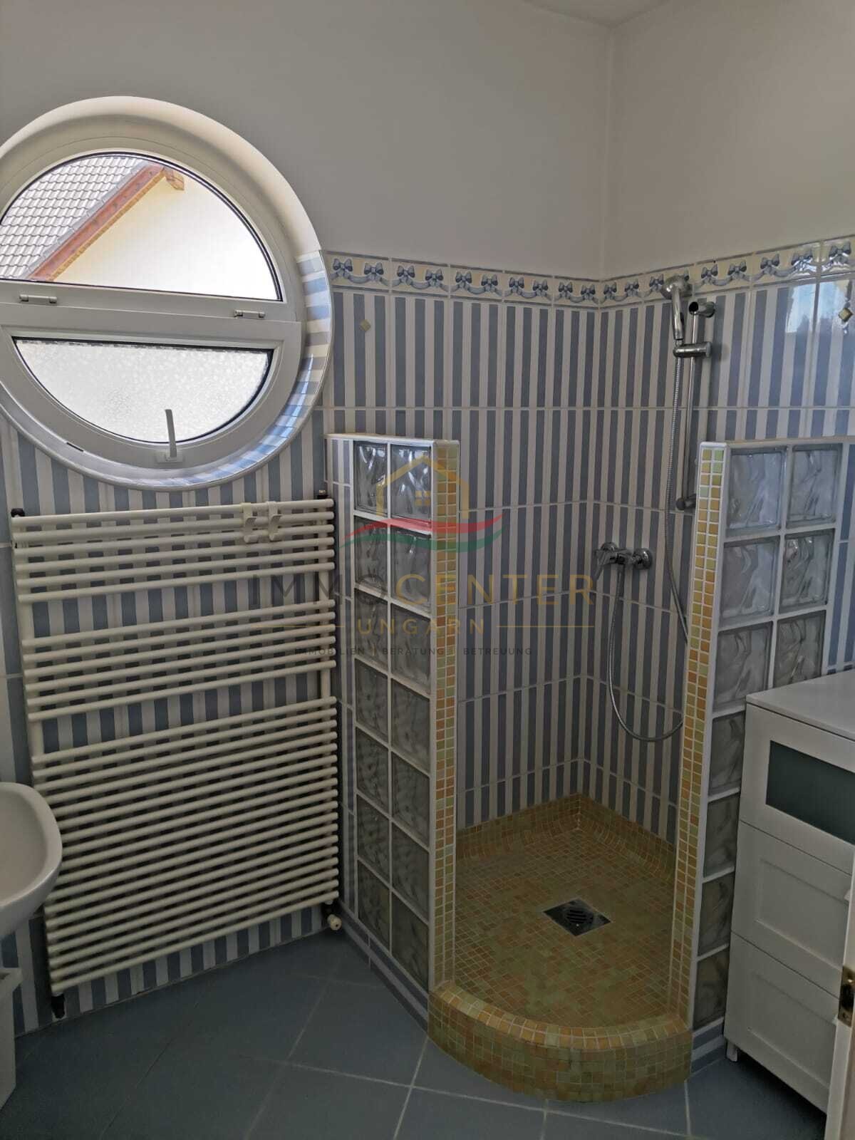 (AAA) Neuwertiges Landhaus mit Gästeappartment, Pool & Caravan-Stellplätzen – Balatonszentgyörgy, Bild 60 von 85