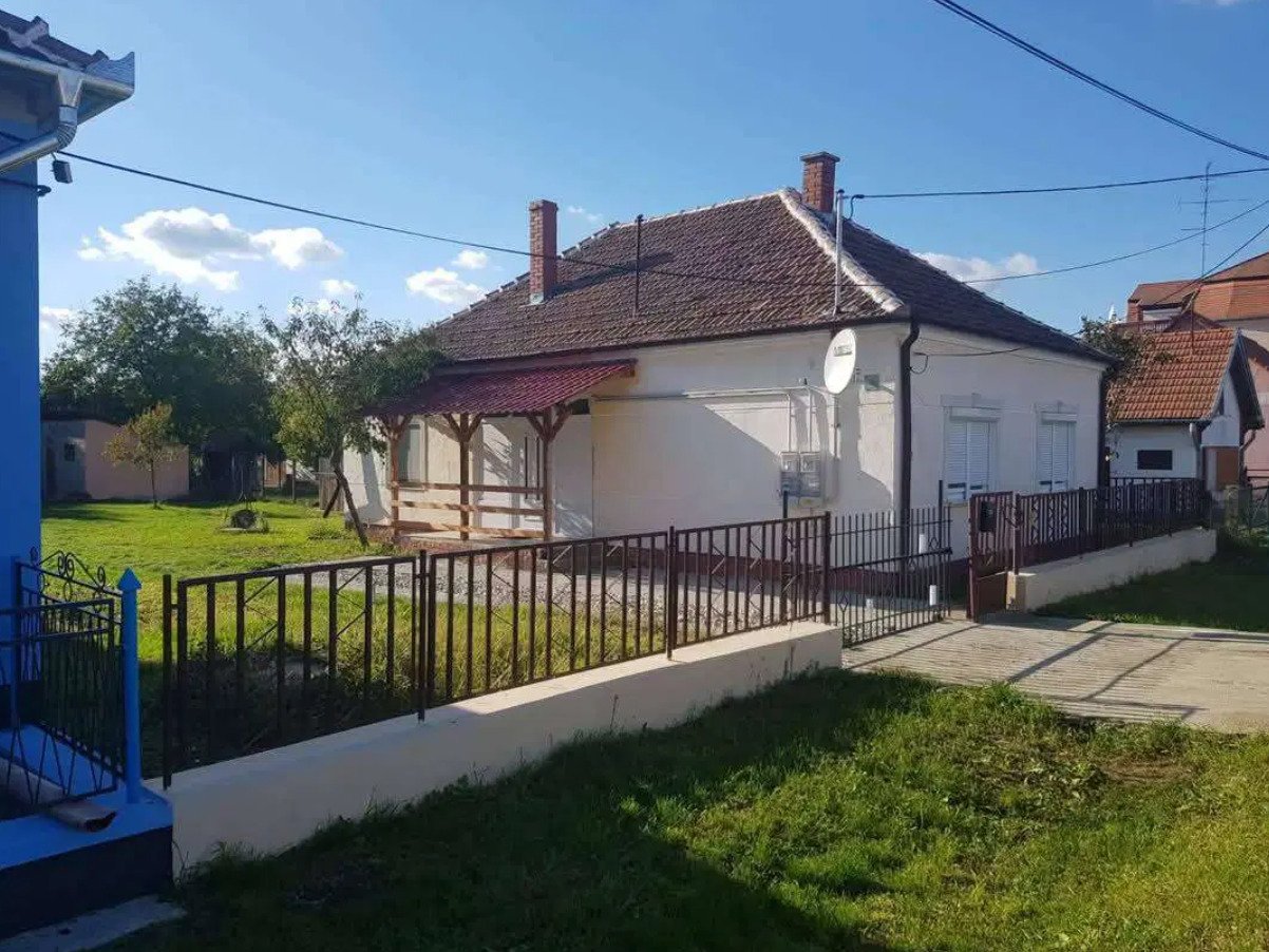 Cozy house in close proximity to the lake – Gyékényes
