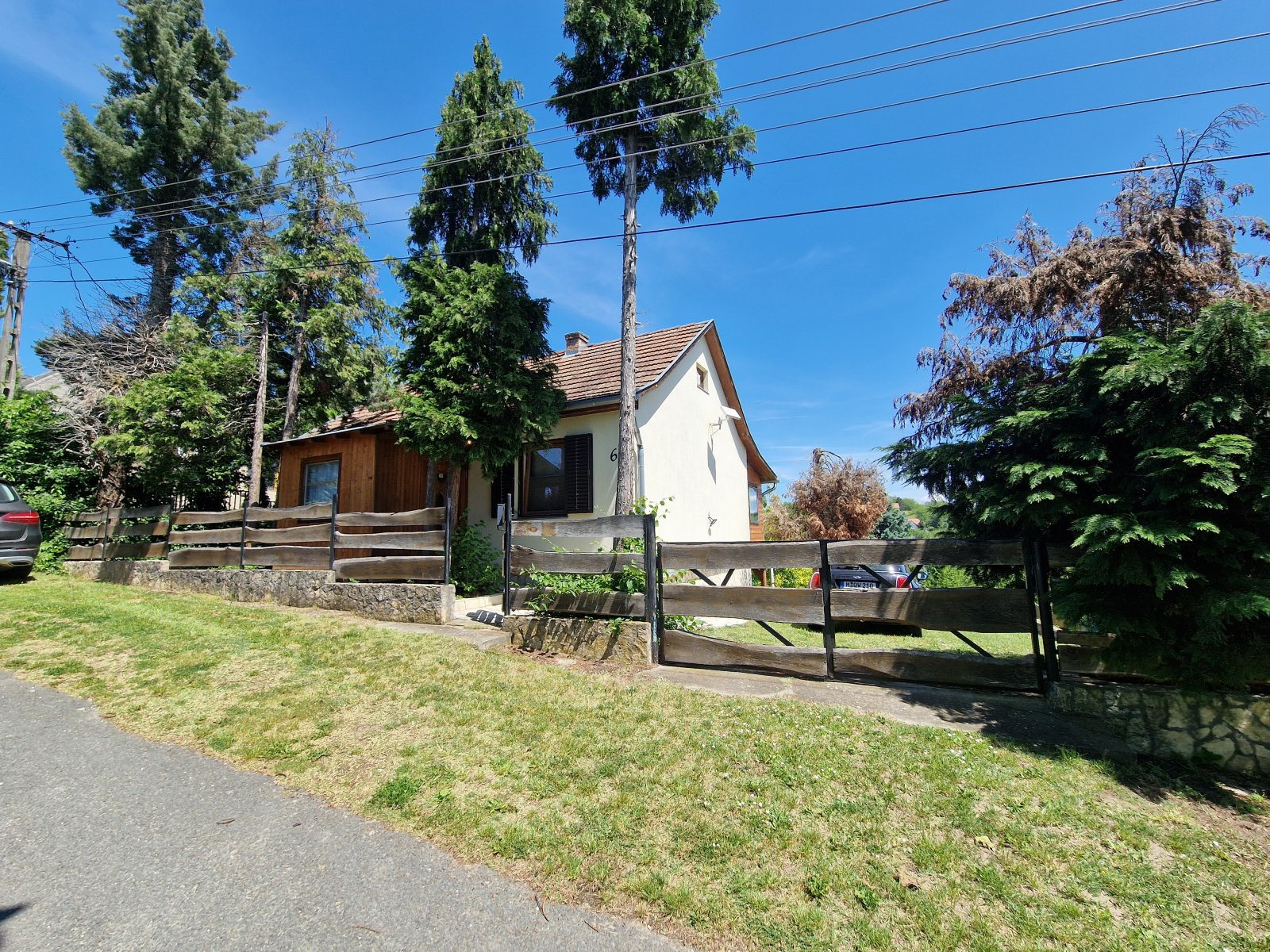 (AAAB) Gezellig, rustig, professioneel gerenoveerd, met gastenappartement aan het Balatonmeer – Fonyód, foto 1 van 46