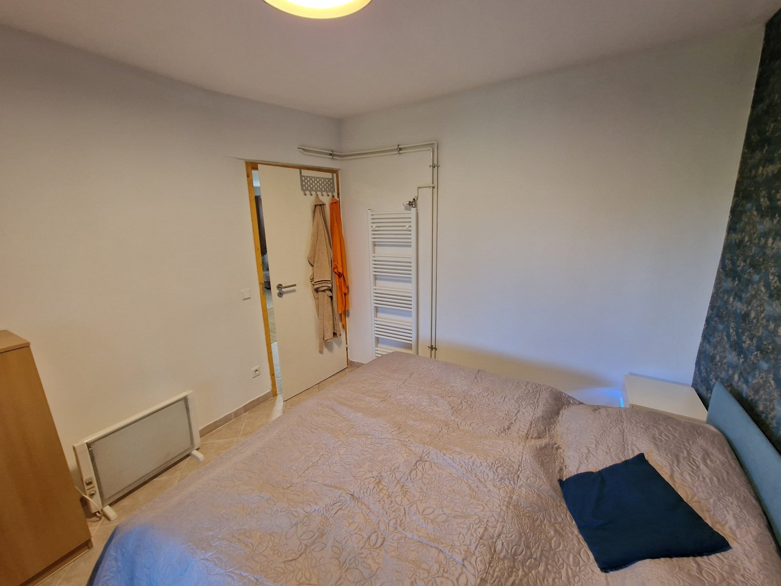 Schlafzimmer 1, foto 18 van 46