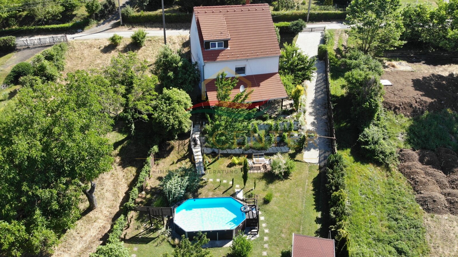 (AAA) Freistehendes Mehrgenerationenhaus in sehr guter Qualität – Hosszúhetény, Bild 1 von 47