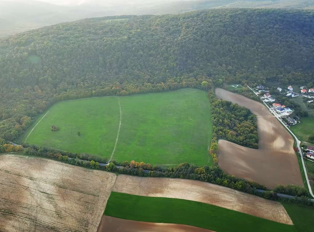 Exceptionally beautiful project site in Western Hungary – Tardos, photo 2 of 10