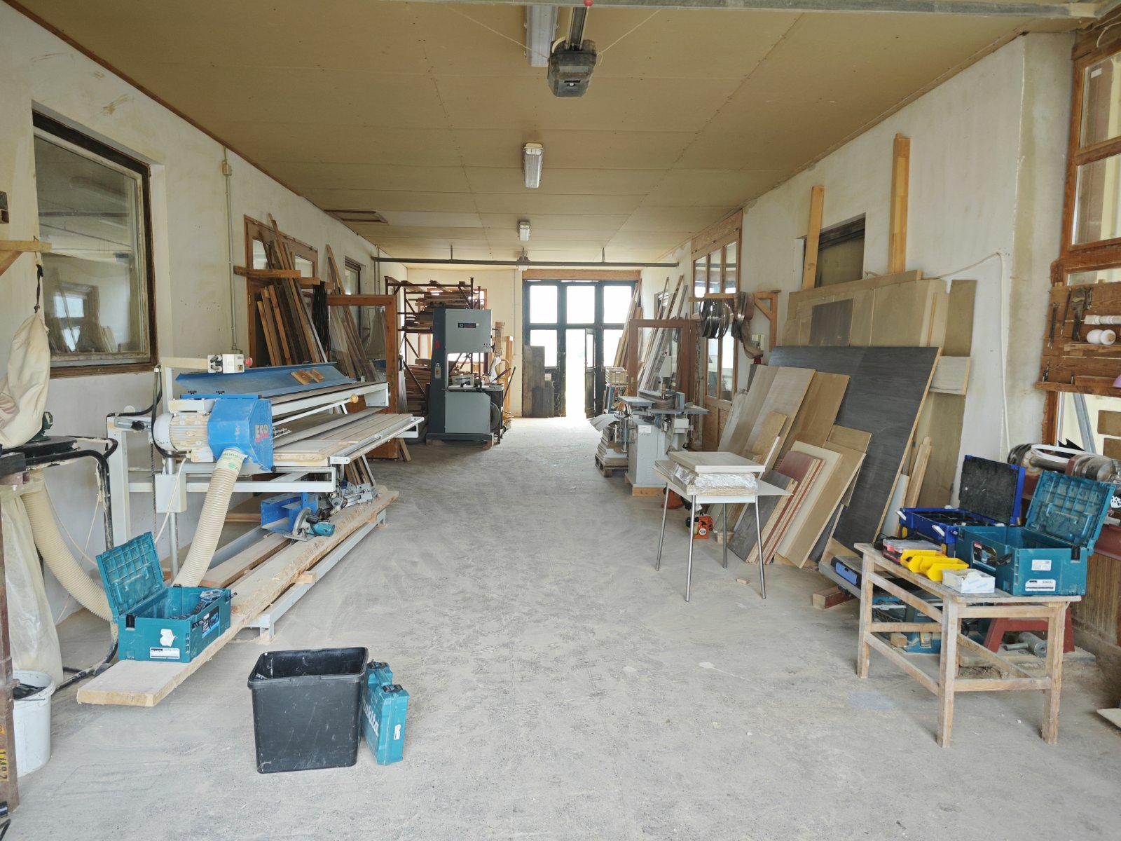 (AAAB) Timmerwerk aan het Balatonmeer met volle orderboeken en woonhuis – bei Héviz, foto 7 van 49
