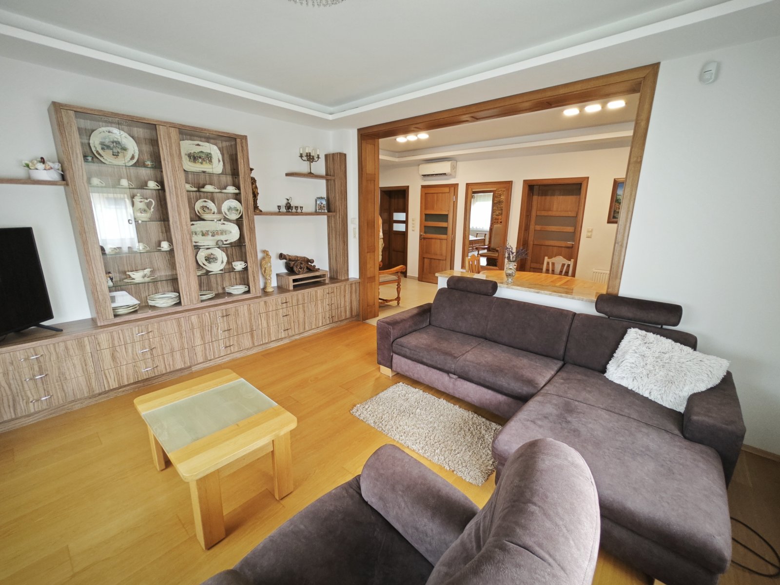 Wohnung unten, foto 13 van 49