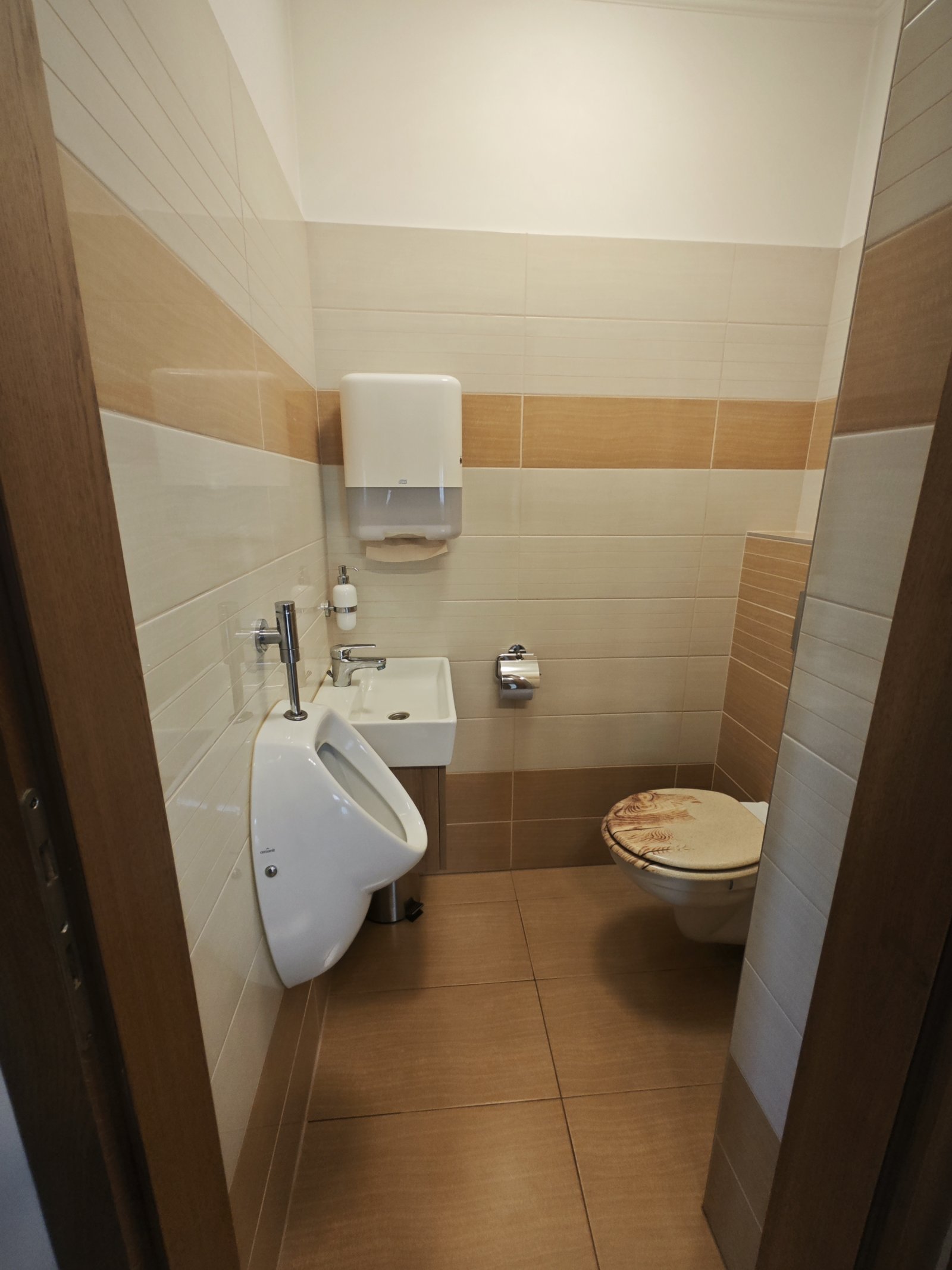 Wohnung unten, foto 23 van 49