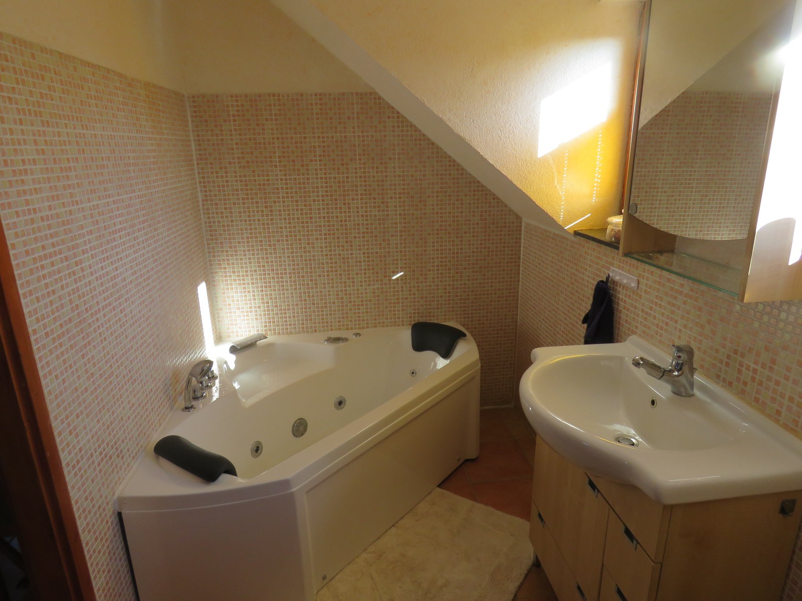 Completely renovated vineyard country house near Lake Balaton in Hungary – Szőlősgyörök, photo 6 of 32