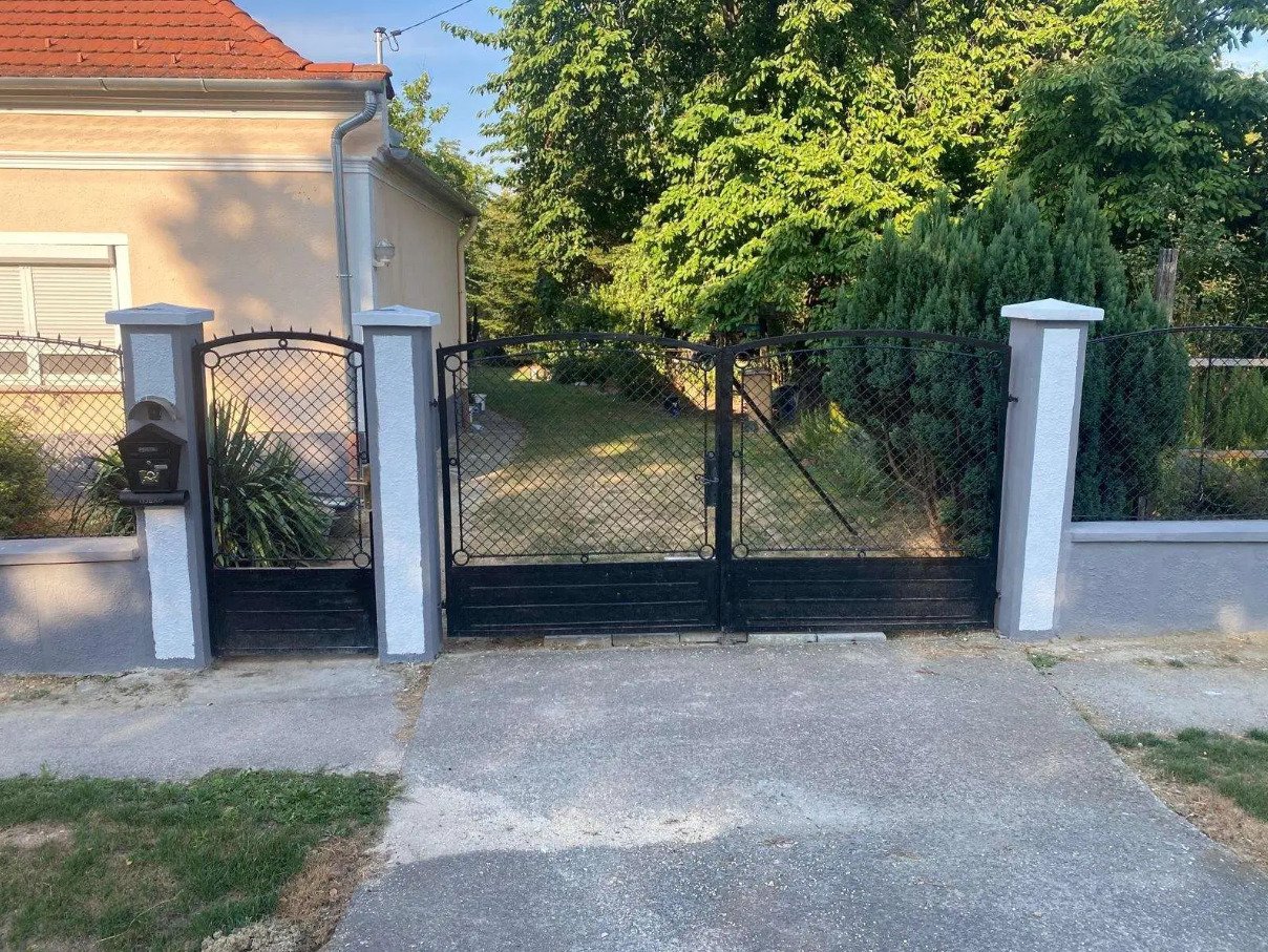 (AAA) Saniertes Landhaus mit schön eingewachsenem Grundstück in Westungarn – Pápa, Bild 3 von 51