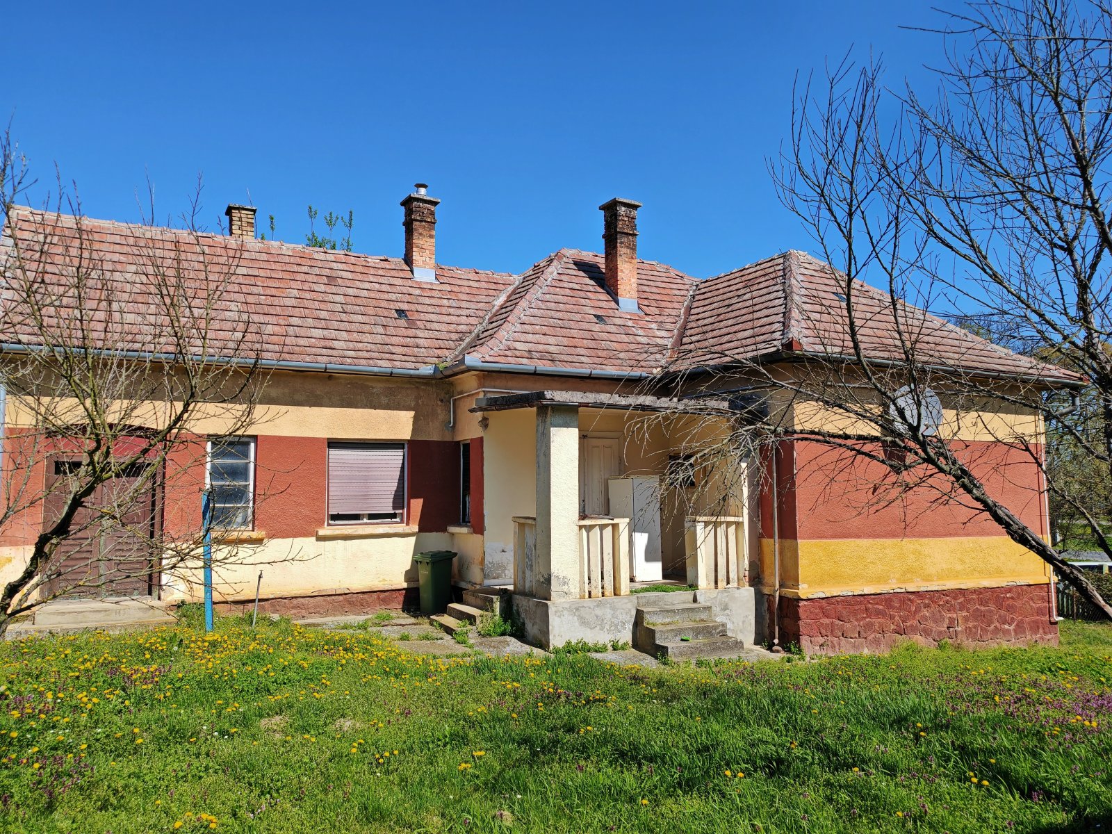 Großes Wohnhaus in netter Lage bietet ein enormes Potential (BCA) – Sávoly, Bild 2 von 27