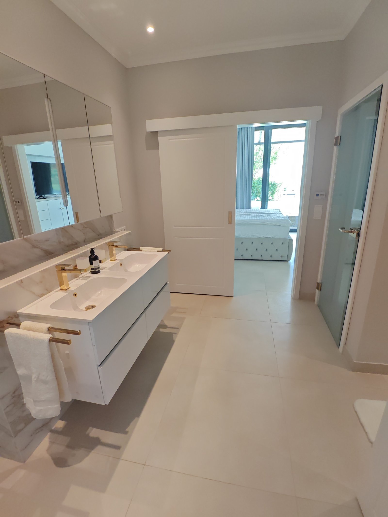 North shore: Exceptional villa above Lake Balaton with pool and luxurious amenities – Cserszegtomaj, photo 48 of 56