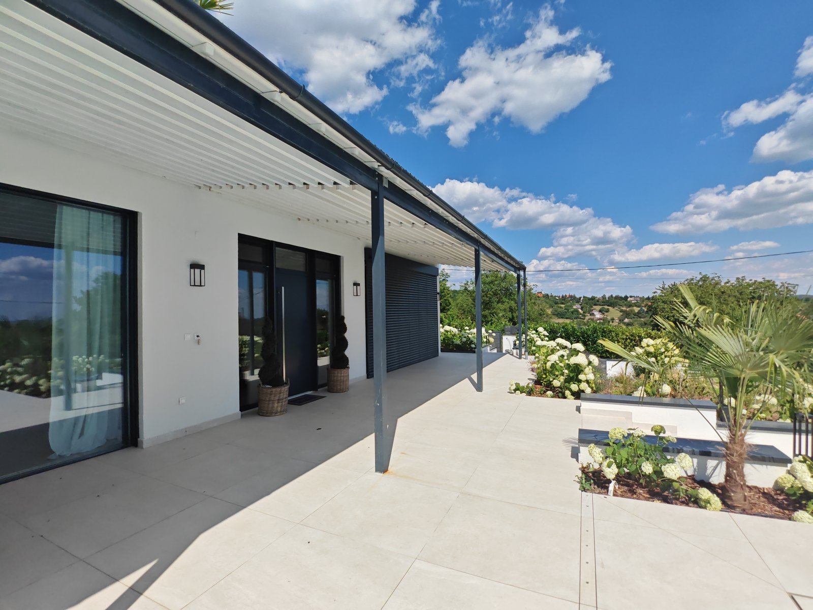 North shore: Exceptional villa above Lake Balaton with pool and luxurious amenities – Cserszegtomaj, photo 53 of 56
