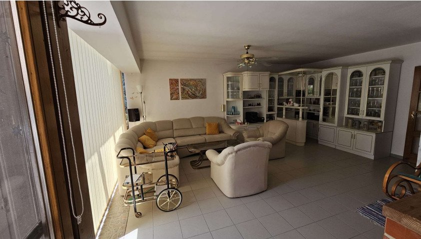 Spacious residential building with 3 units, pool and park-like garden (AAA) – Bodajk, photo 24 of 39
