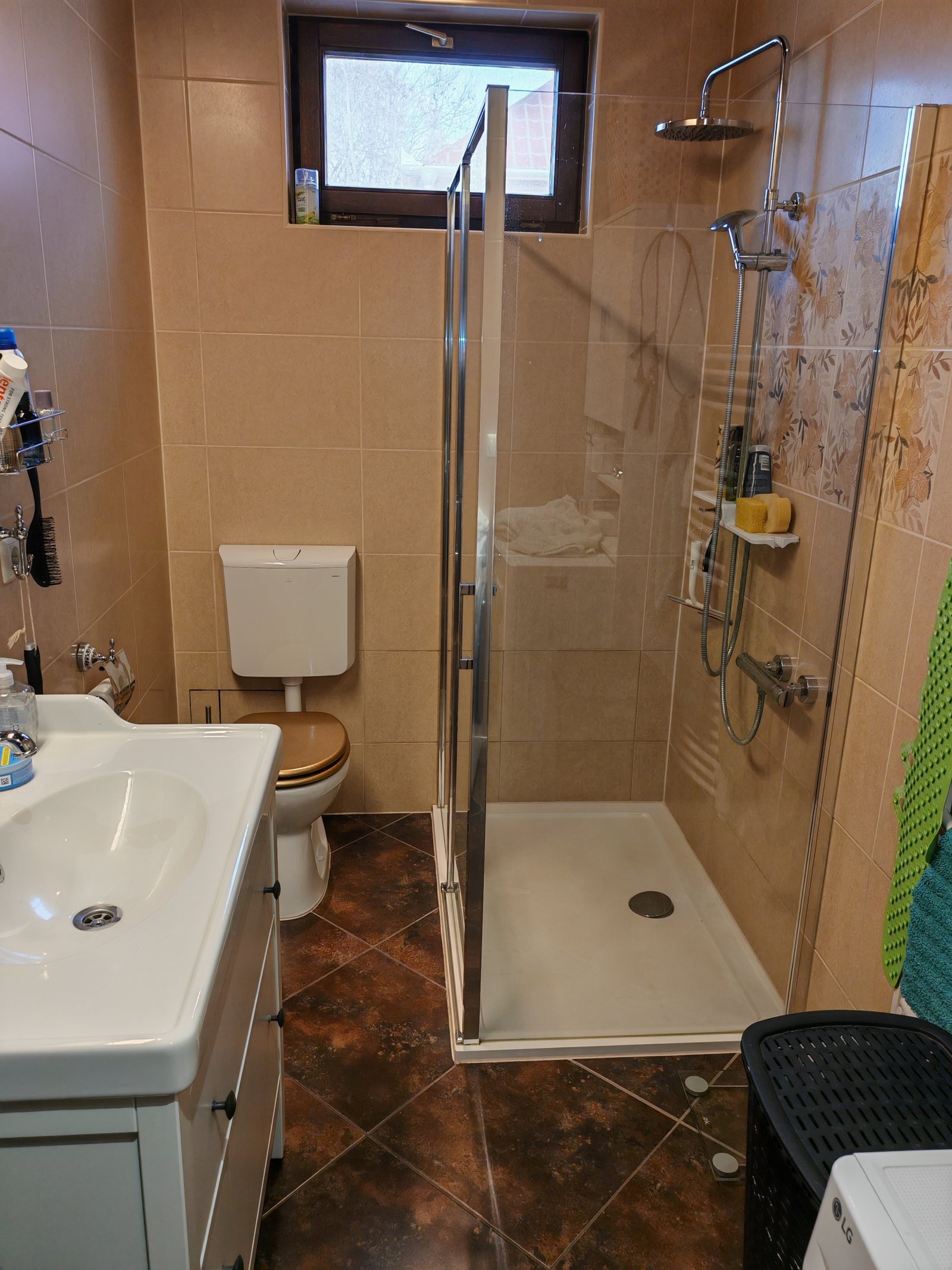 Badezimmer 2, foto 34 van 55