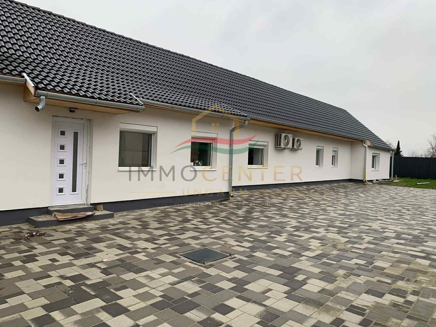 (BAA) Komplett renoviertes Landhaus in ruhiger Lage – Mágocs, photo 2 of 10
