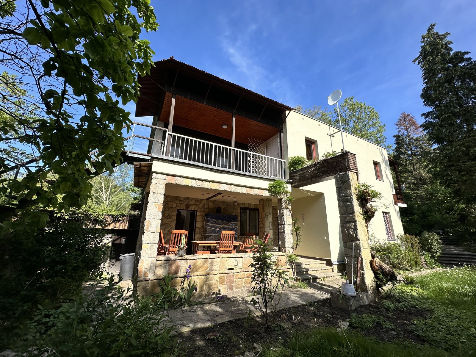 (ABA) Einzigartiges Haus in einzigartiger Lage am Balaton – Balatonakarattya, Bild 1 von 6